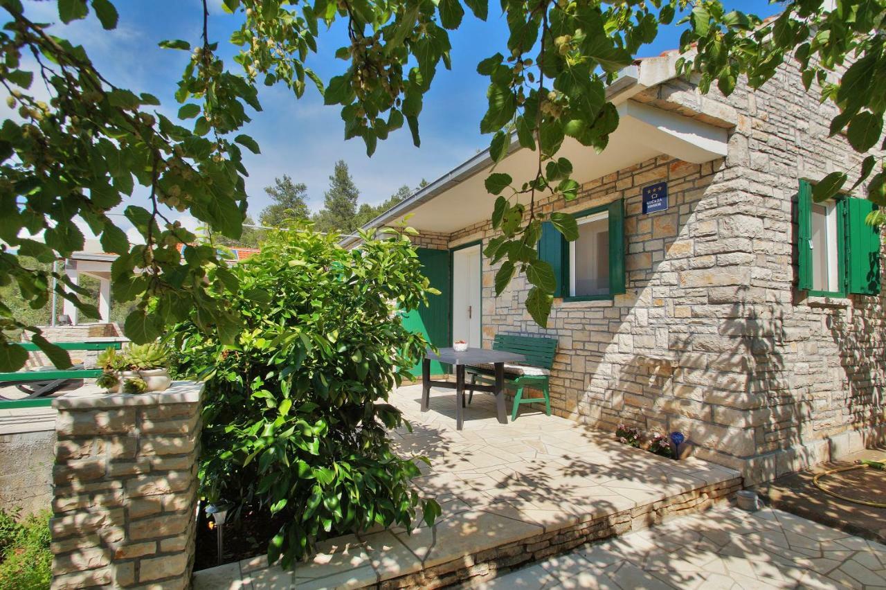 Holiday Home Liberan Vela Luka Extérieur photo